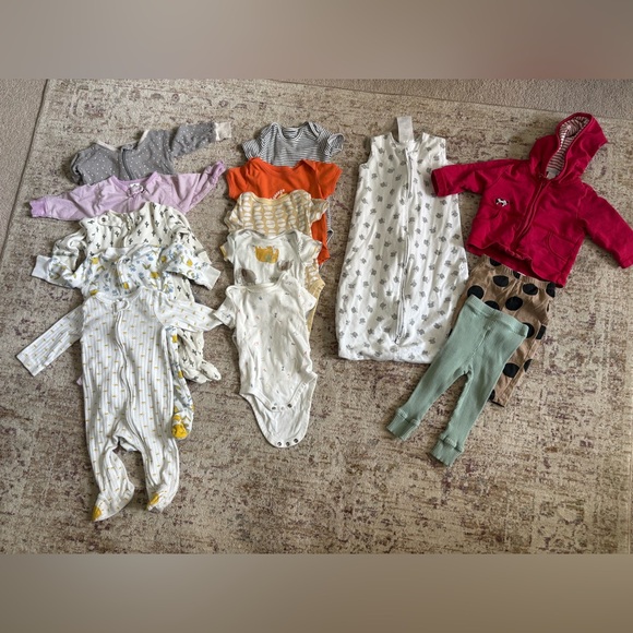 3-6 Month Clothing Bundle - Picture 1 of 4